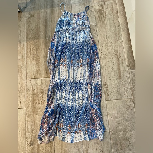 Open Front Dress - Picture 4 of 7